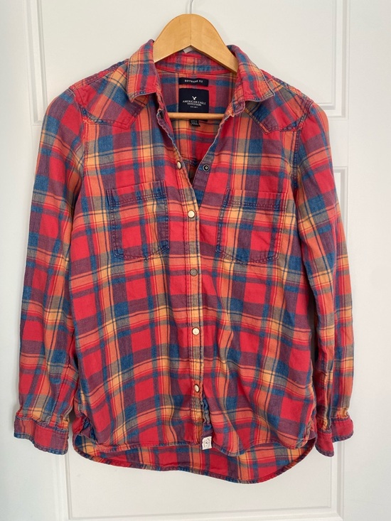 American Eagle Outfitters Tops - American Eagle Outfitters Women’s Small Red Plaid Flannel Button-Down Shirt
